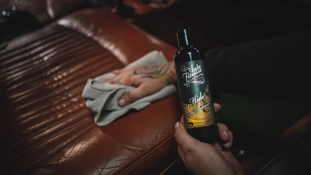 Vyživení kůže a kondicionér Auto Finesse Hide 250 ml - foto 4