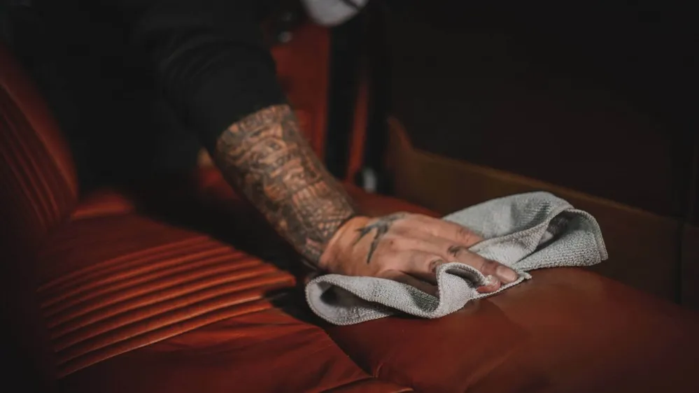 Vyživení kůže a kondicionér Auto Finesse Hide 250 ml - foto 3