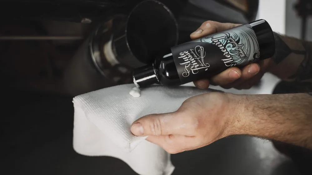 Leštěnka na kovy a výfuky Auto Finesse Mercury 250 ml - foto 4