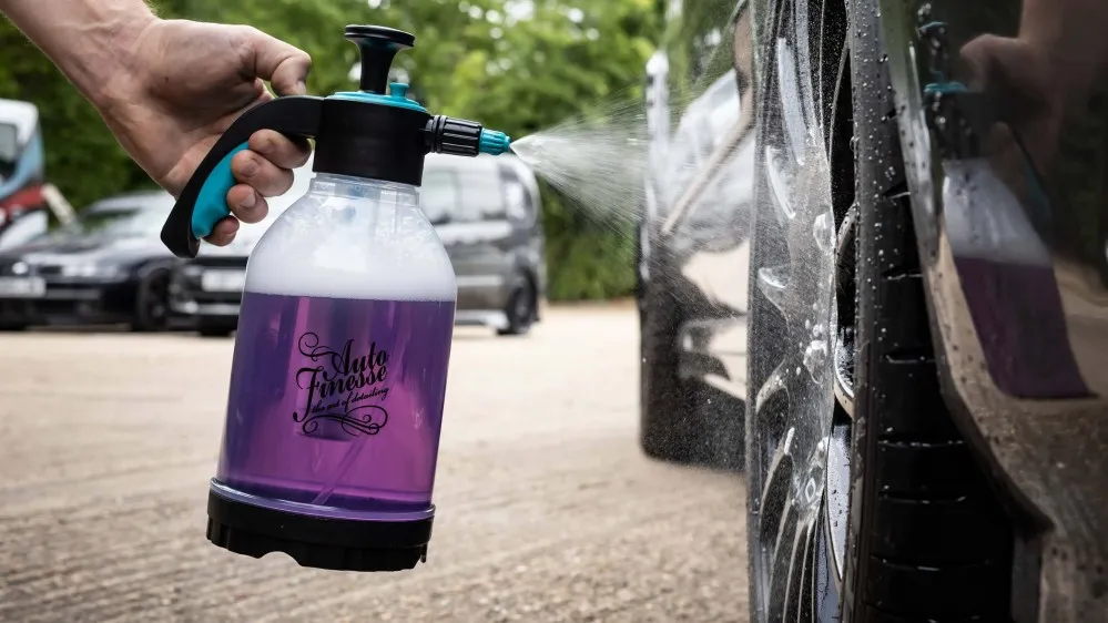 Čistič kol koncentrát Auto Finesse Imperial 5000 ml - foto 3