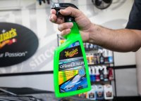 Hybridní keramický detailer pro odstranění lehkých nečistot a posílení ochrany - Meguiar's Hybrid Ceramic Detailer - 768 ml