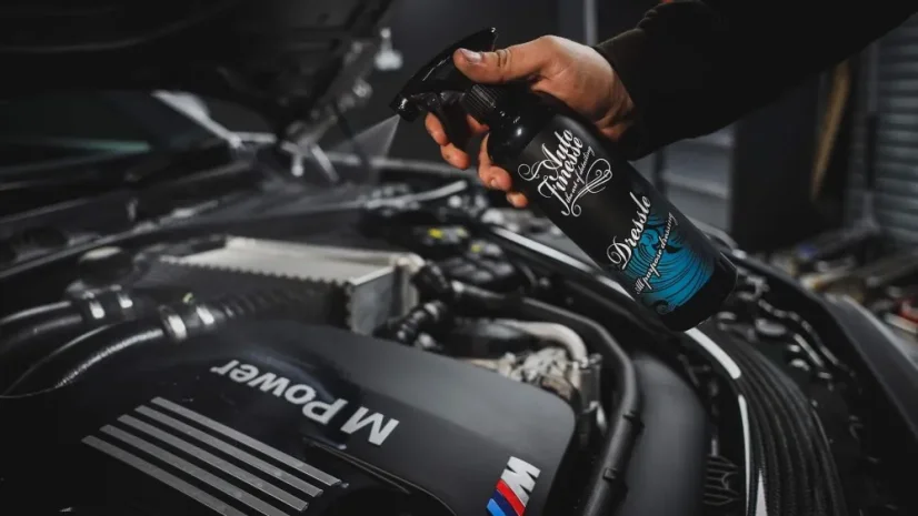 Oživovač a ochrana plastov Auto Finesse Dressle 500 ml
