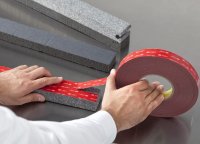 3M™ VHB™ sivá obojstranne silno lepiaca akrylová páska GPH-110GF, šírka 19 mm, dĺžka 3 m