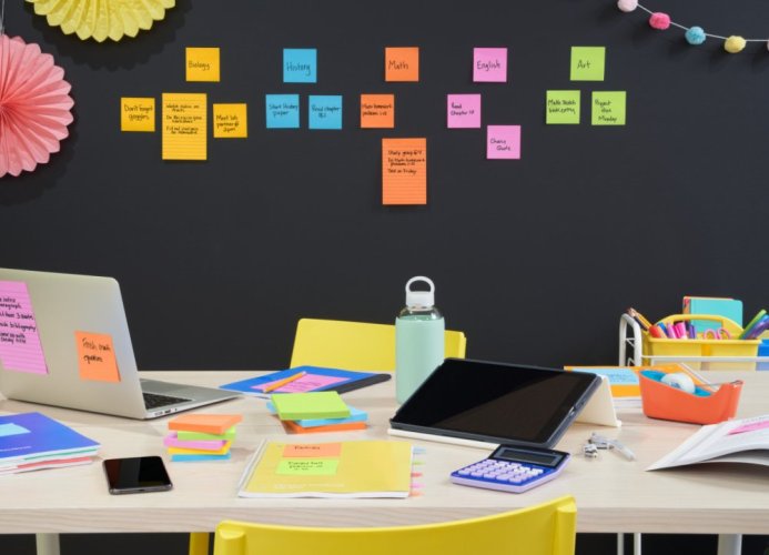 3M Post-it® silno lepiace bločky 76 x 76 mm, 450 lístkov v balení, kolekcia: Boost