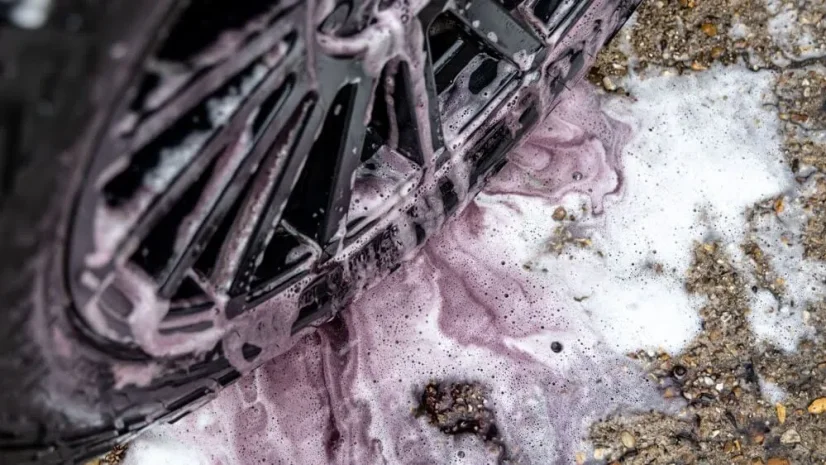 Реактивний очищувач коліс з розчиненням гальмівного пилу Auto Finesse Reactive 1000 мл