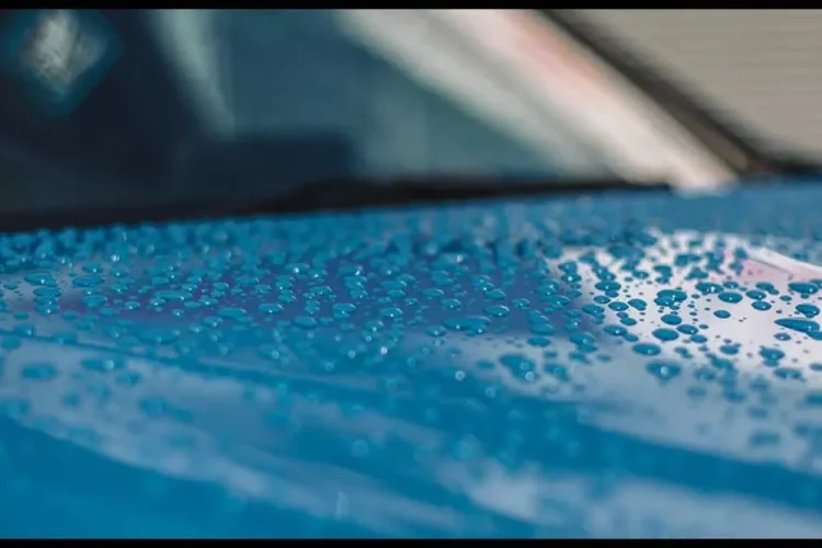 Hybridní univerzální tuhý vosk Auto Finesse Fusion 150 g Hybridní univerzální tuhý vosk Auto Finesse Fusion 150 g