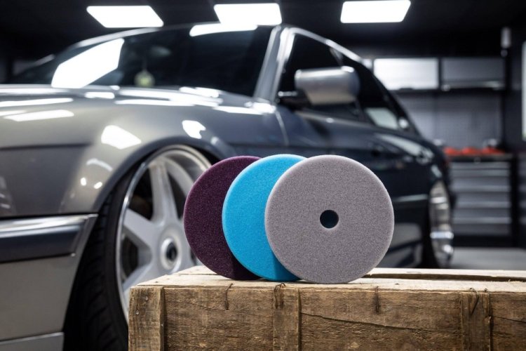 Tvrdý leštící kotouč Auto Finesse Heavy Cutting Pad No:36 (140 mm)