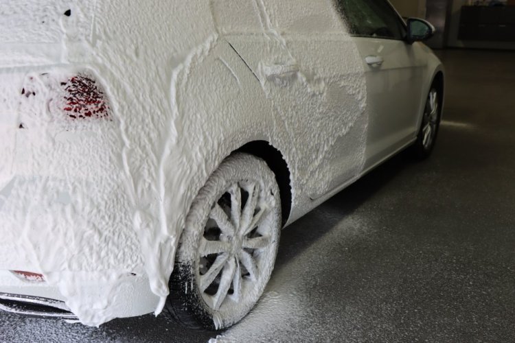 PH нейтральна активна піна Koch Chemie Gentle Snow Foam 5 літрів