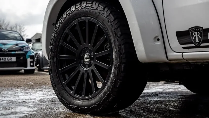 Реактивний очищувач коліс з розчиненням гальмівного пилу Auto Finesse Reactive 1000 мл