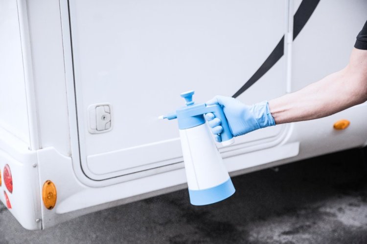 Засіб для миття автомобіля без води Koch Chemie Wash & Finish (WF) 1 літр