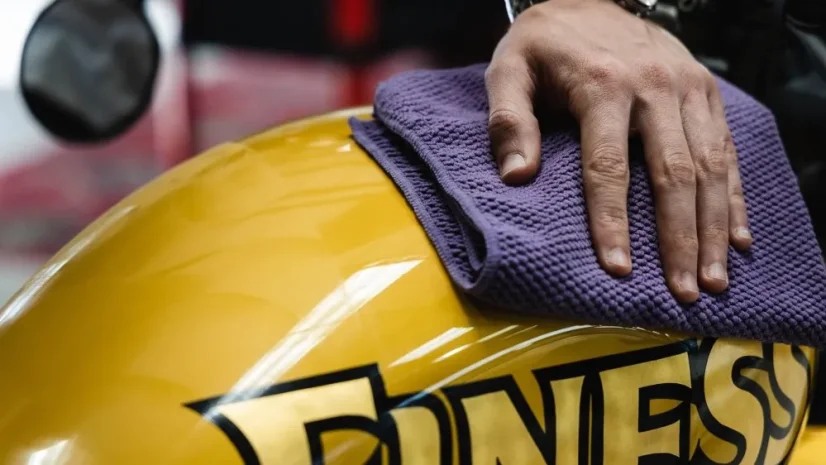 Karnaubský vosk Auto Finesse Essence 150 g