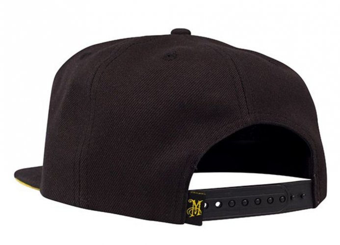 Meguiar's "M" Logo Snapback - čierna snapback čiapka s vyšitým zlatým a čiernym 3D logom "M"