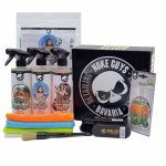 Velká sada autokosmetiky na čištění sedaček, interiéru a oken Nuke Guys