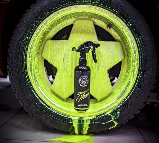 Alkalický čistič alu kol - Bad Boys Wheel Cleaner Neon - 1000 ml