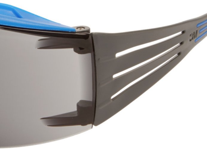 3M™ SecureFit™ ochranné okuliare rady 400, model: SF402XSGAF-BLU, farba zorníka: dymová