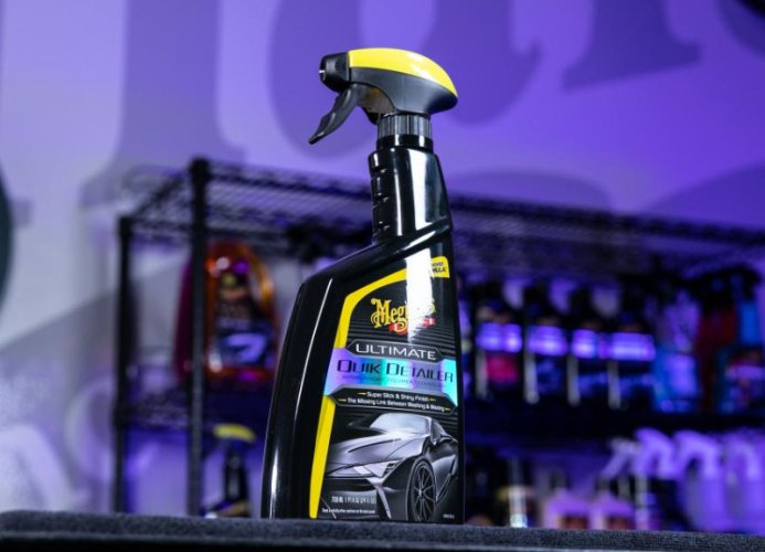 Finální rychlý detailer na lak - Meguiar's Ultimate Quik Detailer - 709 ml