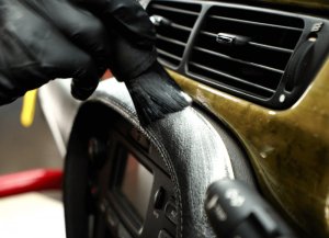 Detailingový štětec na interiér i exteriér - Meguiar's Multi-Purpose Brush Medium - 20 cm
