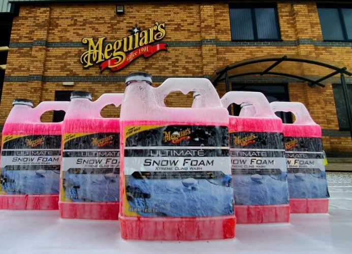 Aktivní pěna pro předmytí - Meguiar's Ultimate Snow Foam Xtreme Cling Wash - 946 ml