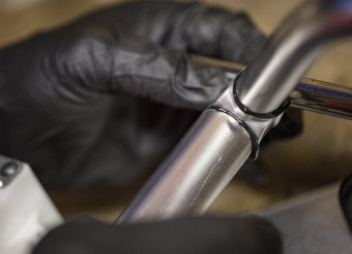3M™ Scotch-Weld™ 2K pružné epoxidové lepidlo DP190, šedé, 48,5 ml