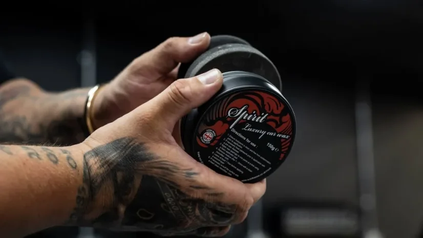 Prémiový karnaubský vosk Auto Finesse Spirit 150 g Prémiový karnaubský vosk Auto Finesse Spirit 150 g
