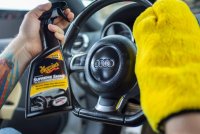 Ochrana interiérových plastů s vysokým leskem - Meguiar's Supreme Shine Vinyl & Rubber Protectant - 473 ml