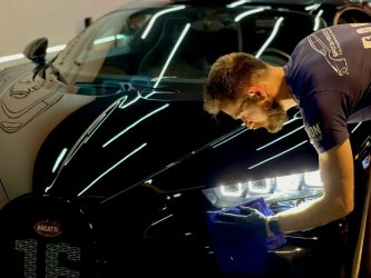 Čím vyleštit auto: ručně i strojně bez poškození laku