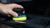 Pěnový aplikátor Auto Finesse Scrubi Spot