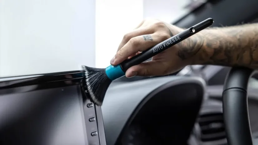 Súprava 4 ultra jemných detailingových štetcov interiér aj exteriér Auto Finesse FeatherTip