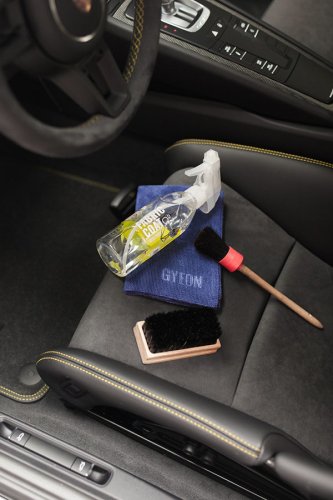 Gyeon Q2 FabricCoat 400 мл кремнієва імпрегнація текстилю
