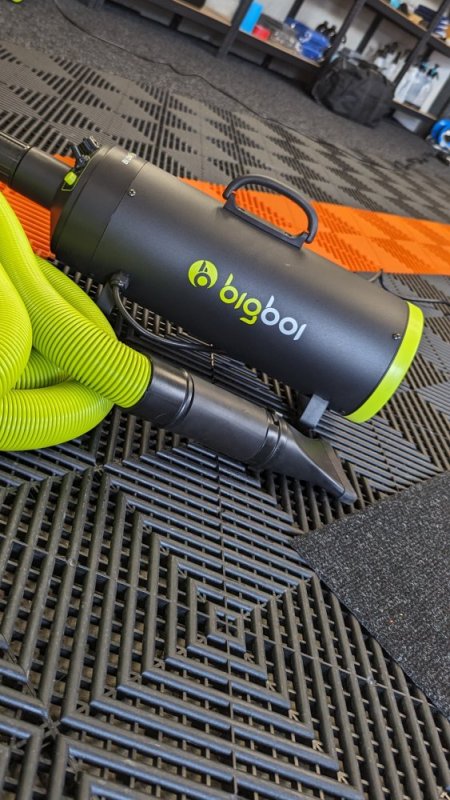 Elektrický vysoušeč po mytí BigBoi BlowR Mini+