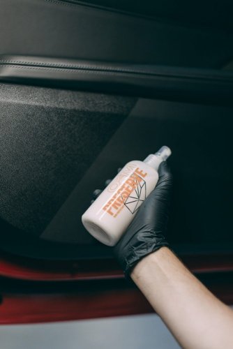 Gyeon Q2M Preserve 250 мл засіб для догляду за пластиком