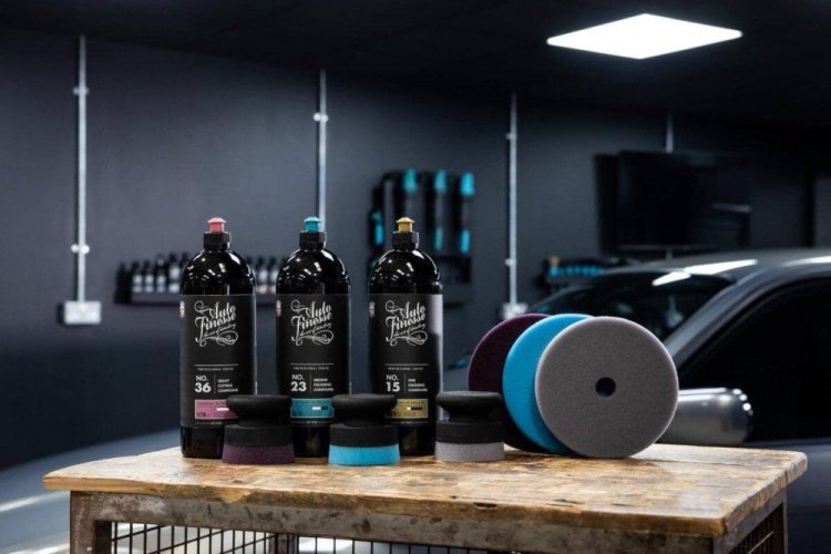 Střední leštící pasta Auto Finesse No:23