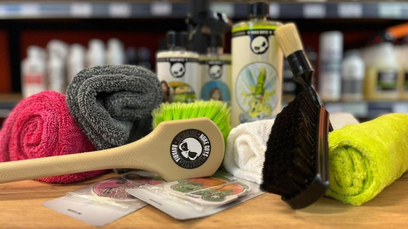 Akce na komplet NUKE GUYS