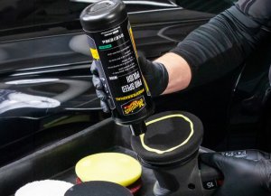 Meguiar's Pro Speed Polish M200 - profesionálna, finišovacia leštenka na tmavé laky, 946 ml