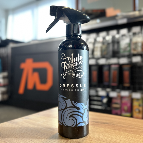 Oživovač a ochrana plastov Auto Finesse Dressle 500 ml
