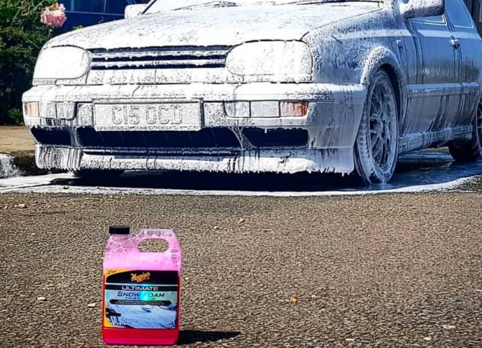 Aktivní pěna pro předmytí - Meguiar's Ultimate Snow Foam Xtreme Cling Wash - 946 ml