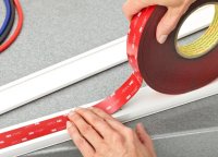 3M™ VHB™ transparentná obojstranne silno lepiaca akrylová páska 4910F, šírka 19 mm, dĺžka 3 m
