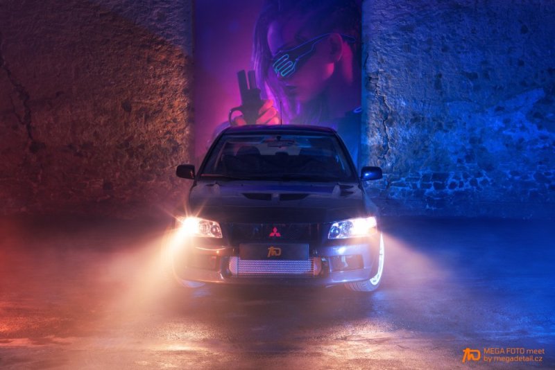 Mitsubishi Lancer EVO VII ve stylu CYBER PUNK - MEGA FOTO meet ve stodole