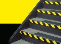 3M™ označovací PVC lepicí páska pro bezpečnostní značení 766i, 50 mm x 33 m, provedení černo-žlutá