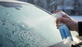 Gyeon Q2M DeFrost (500 ml) rozmrazovač oken Gyeon Q2M DeFrost (500 ml) rozmrazovač oken