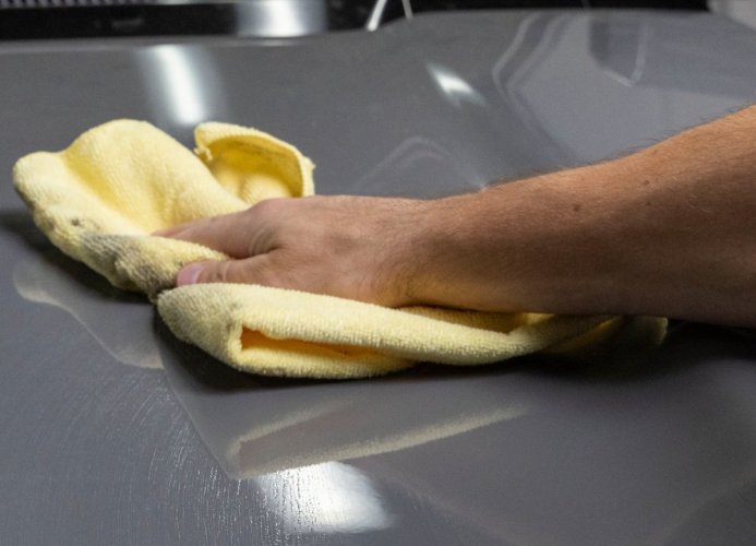 Detailer na lak, palubní desku a autoskla (interiér i exteriér) - Meguiar's Paint, Dash & Glass Inside & Out Detailer - 710 ml