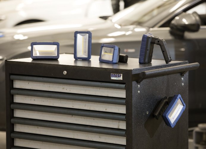 COB LED pracovní světlo a světlomet v jednom (nabíjecí, až 1 000 lm) - SCANGRIP STAR