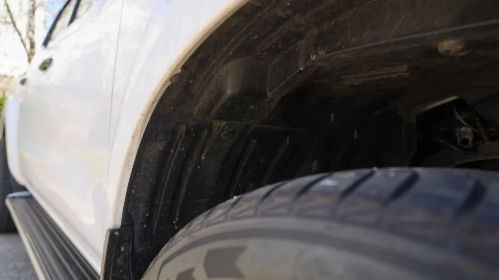 Kartáč na podběhy Auto Finesse Arch Blaster - foto 2