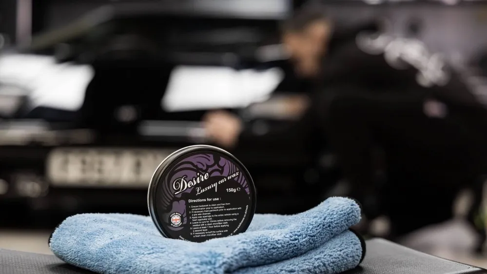 Premiový karnaubský vosk Auto Finesse Desire 150 g - foto 4