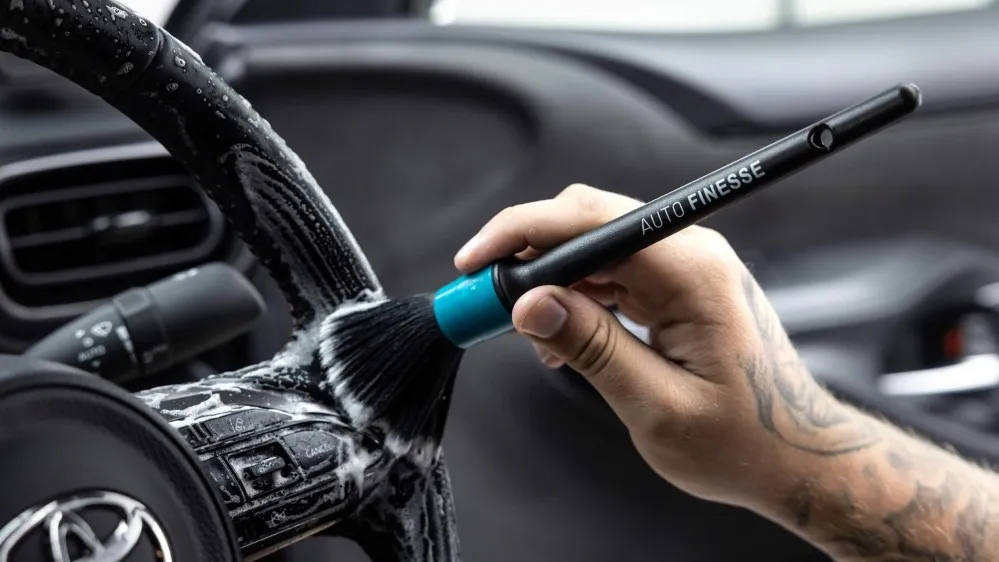 Sada 4 ultra jemných detailingových štětců interiér i exteriér Auto Finesse FeatherTip - foto 2