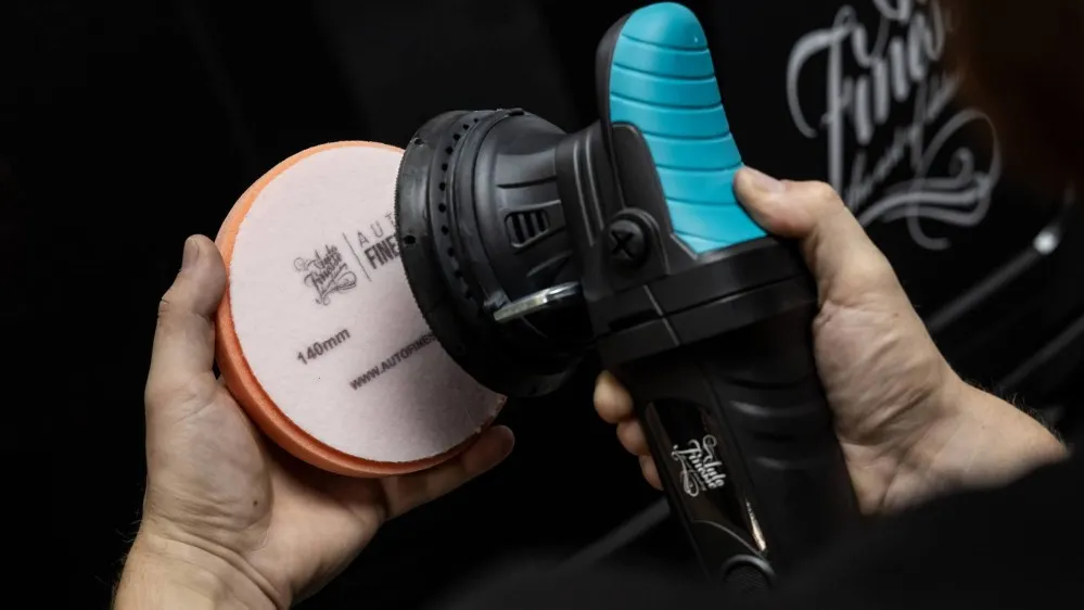 Tvrdý leštící kotouč 125 mm Auto Finesse Revitalise - 1. krok - foto 1
