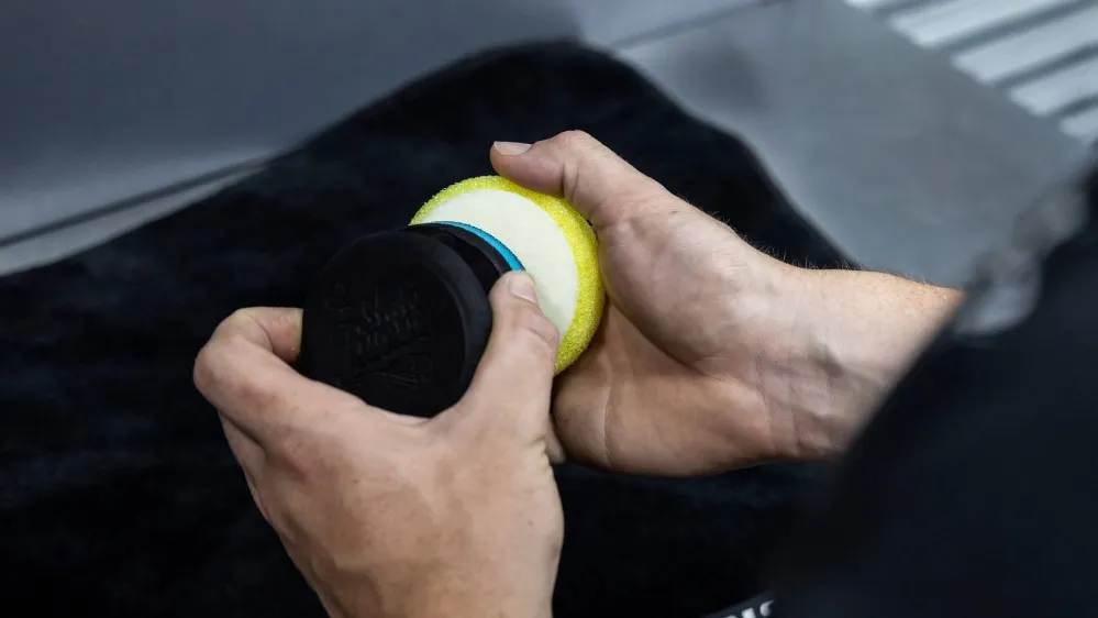 Pěnový aplikátor Auto Finesse Scrubi Spot - foto 1