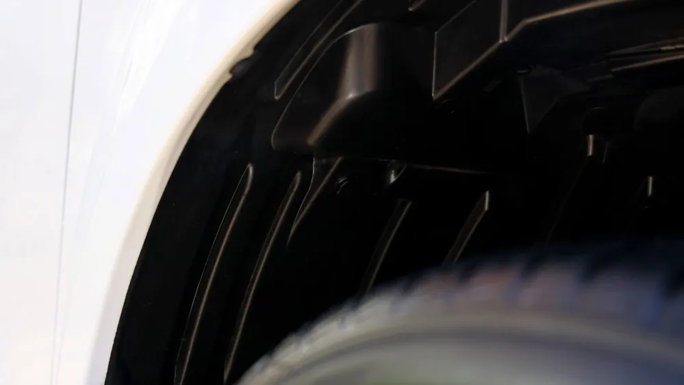 Kartáč na podběhy Auto Finesse Arch Blaster - foto 5