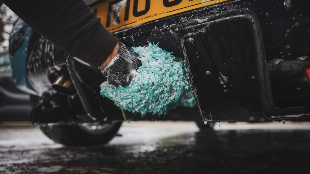 Extra šetrná mycí rukavice Auto Finesse Plush - foto 5