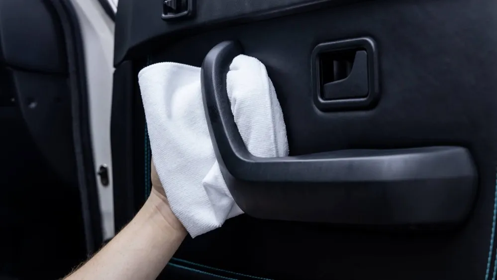 Dezinfekce interiéru Auto Finesse Wipe Out 1000 ml - foto 4